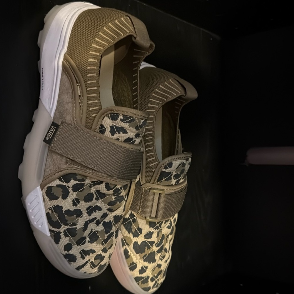 Vans Leopard shoes